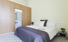 Uma Suites Pau Claris